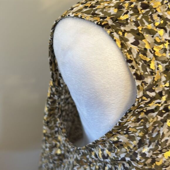 Michael Michael Kors Gold and Black Sleeveless blouse Size M EUC - Picture 8 of 9